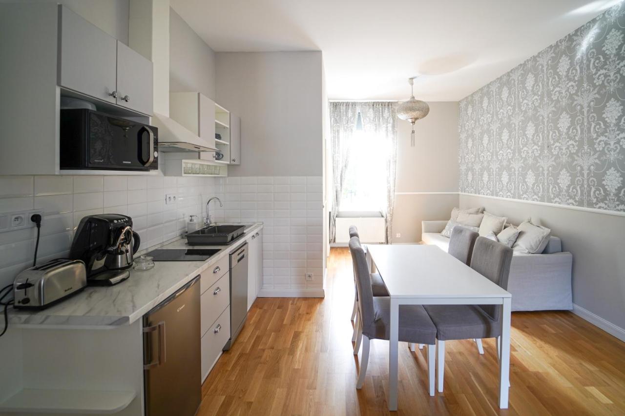Spa Apartments Theresia Dubí Eksteriør bilde